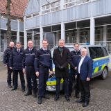 PHK Andreas Möllenhoff, LPD Holger Meier, PHK Reiner Hüttel, PHK Markus Mertens, Landrat Sven-Georg Adenauer, PHK Daniel Bartscher und Georg Effertz